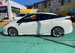 
										TOYOTA PRIUS S 2018 SILVER M full									