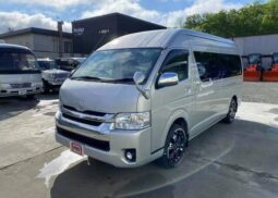 
										TOYOTA HIACE SILVER 2006 full									