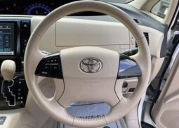 
										TOYOTA ESTIMA HYBRID 2012 PEARL WHITE full									
