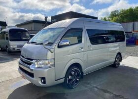 TOYOTA HIACE SILVER 2006