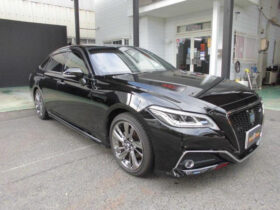 TOYOTA CROWN 2021 BLACK