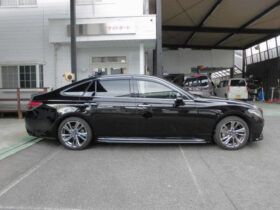 TOYOTA CROWN 2021 BLACK