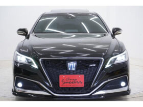 TOYOTA CROWN 2019 BLACK