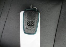 
										TOYOTA COROLLA CROSS 2021 full									