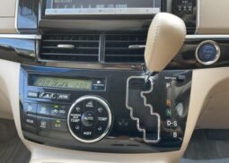 
										TOYOTA ESTIMA HYBRID 2012 PEARL WHITE full									