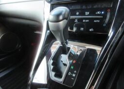 
										TOYOTA Harrier 2015 white full									