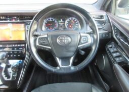 
										TOYOTA Harrier 2015 white full									