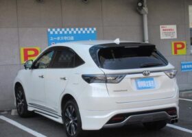 TOYOTA Harrier 2015 white
