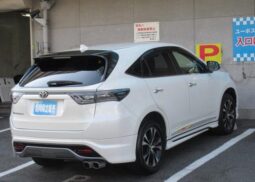 
										TOYOTA Harrier 2015 white full									