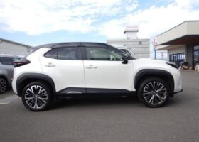 TOYOTA YARIS CROSS 2020 PEARL