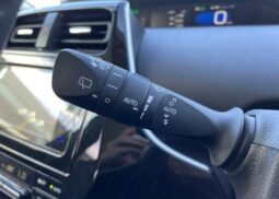 
										TOYOTA PRIUS S 2018 SILVER M full									
