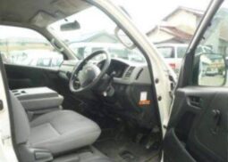 
										TOYOTA HIACE 2009 WHITE full									