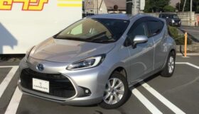 TOYOTA AQUA 2022 SILVER