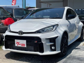 TOYOTA GR YARIS 2023 PEARL WHITE