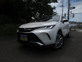 TOYOTA HARRIER 2021 PEARL WHITE