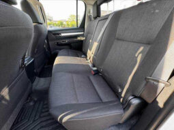 
										TOYOTA HILUX 2023 WHITE full									