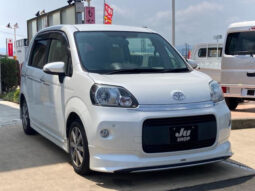 
										TOYOTA PORTE 2015 PEARL WHITE full									