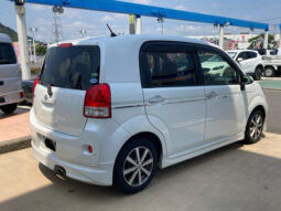 
										TOYOTA PORTE 2015 PEARL WHITE full									