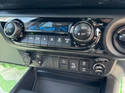
										TOYOTA HILUX 2022 BLACK M full									