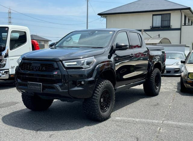 
								TOYOTA HILUX 2022 BLACK M full									