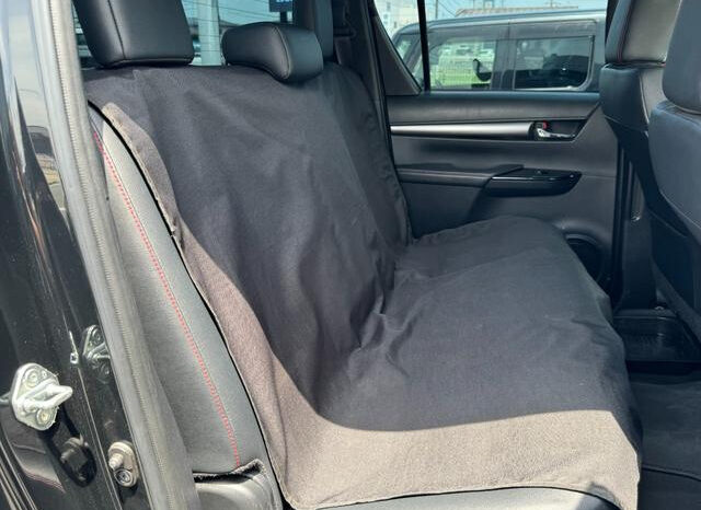 
								TOYOTA HILUX 2022 BLACK M full									
