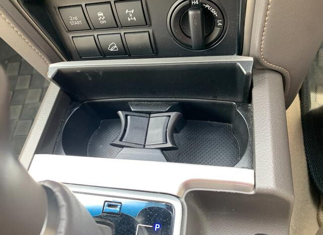 
								TOYOTA LAND CRUISER PRADO 2021 PEARL WHITE full									