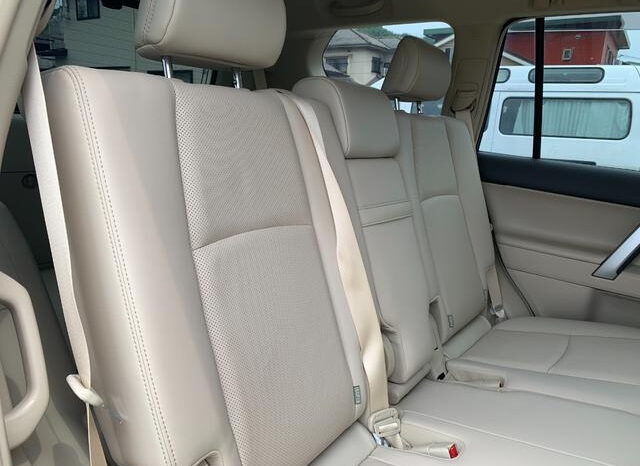 
								TOYOTA LAND CRUISER PRADO 2021 PEARL WHITE full									