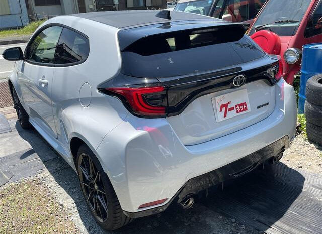 
								TOYOTA GR YARIS 2023 PEARL WHITE full									