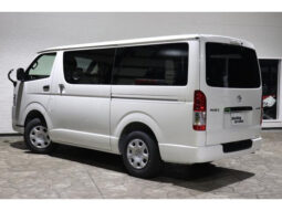 
										TOYOTA HIACE VAN 2024 PEARL WHITE full									