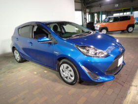 TOYOTA AQUA 2020 BLUE