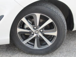 
										TOYOTA AQUA 2019 WHITE M full									