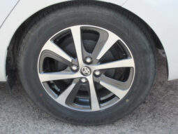 
										TOYOTA AQUA 2019 WHITE M full									