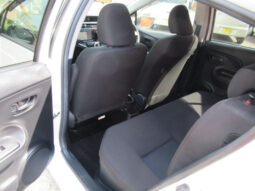 
										TOYOTA AQUA 2019 WHITE M full									