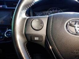 
										TOYOTA COROLLA FIELDER 2018 PEARL full									