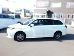 
										TOYOTA COROLLA FIELDER 2018 PEARL full									