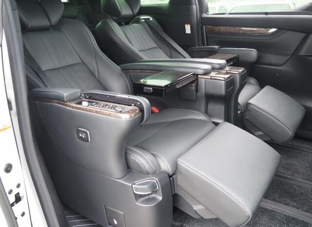 
								TOYOTA ALPHARD 2020 PEARL WHITE full									