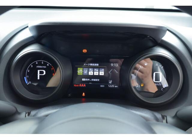 
								TOYOTA YARIS 2023 LIGHT BLUE II full									