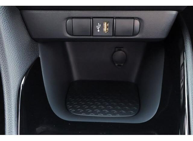 
								TOYOTA YARIS 2023 LIGHT BLUE II full									