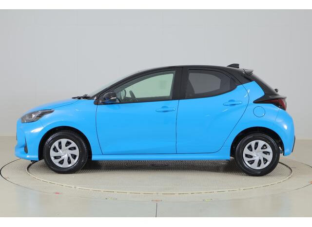 
								TOYOTA YARIS 2023 LIGHT BLUE II full									
