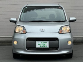 TOYOTA PORTE 2017 SILVER