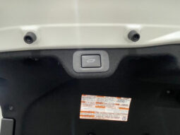 
										TOYOTA CROWN CROSSOVER 2023 PEARL WHITE full									