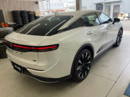 
										TOYOTA CROWN CROSSOVER 2023 PEARL WHITE full									