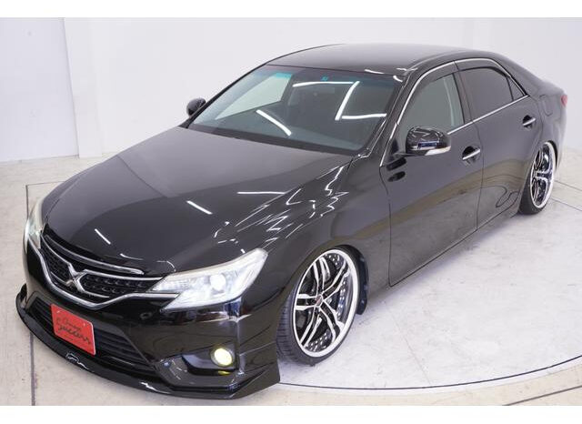 
								TOYOTA MARK X 2013 BLACK full									