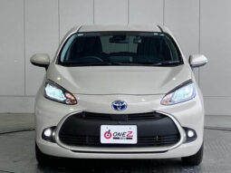 
										TOYOTA AQUA 2023 LIGHT BROWN full									