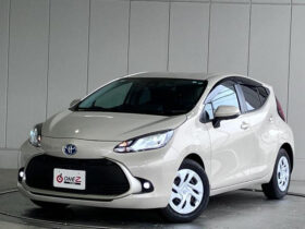 TOYOTA AQUA 2023 LIGHT BROWN