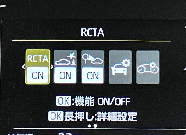 
								TOYOTA AQUA 2023 LIGHT BROWN full									