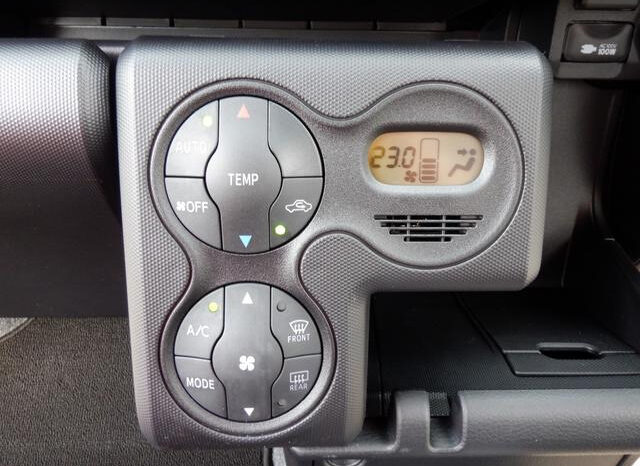 
								TOYOTA PROBOX 2024 WHITE full									