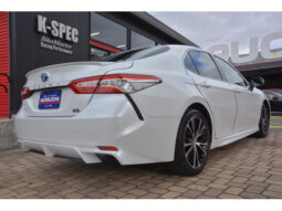 
										TOYOTA CAMRY 2018 PEARL full									