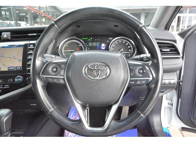 
								TOYOTA CAMRY 2018 PEARL full									