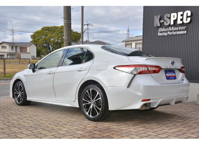 
								TOYOTA CAMRY 2018 PEARL full									